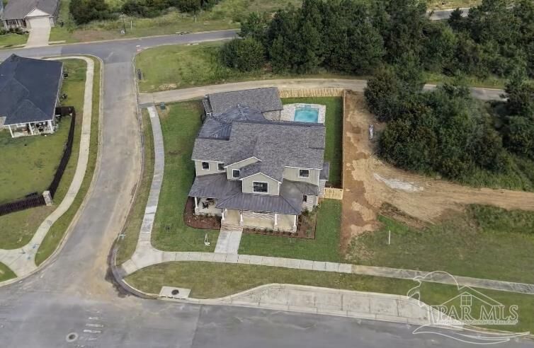 Property Photo:  2501 Meeting St  FL 32533 
