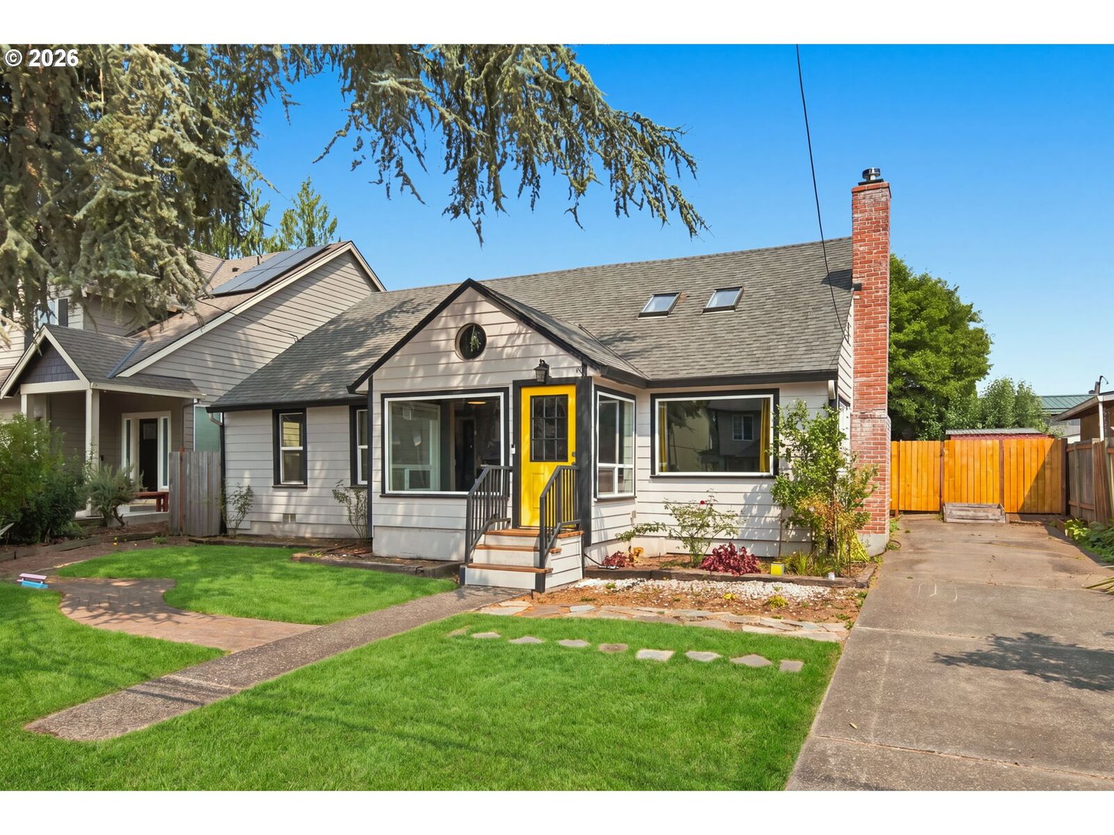Property Photo:  31145 NW Hillcrest St  OR 97133 