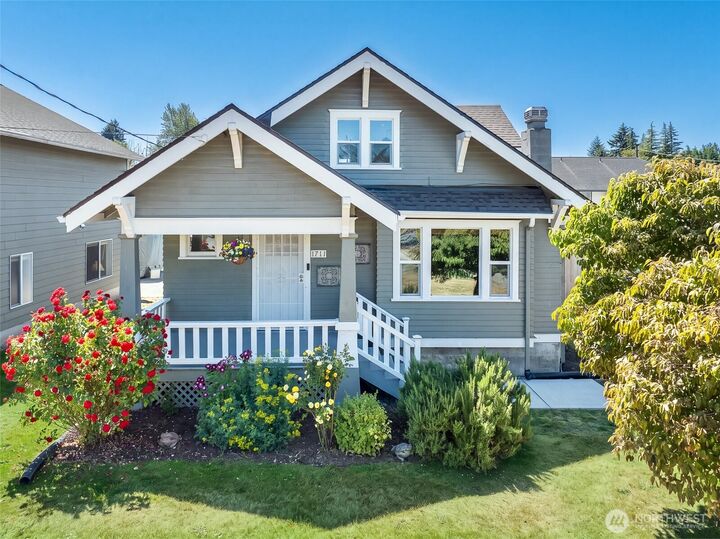Property Photo: 1711 Emerald Street WA 98354