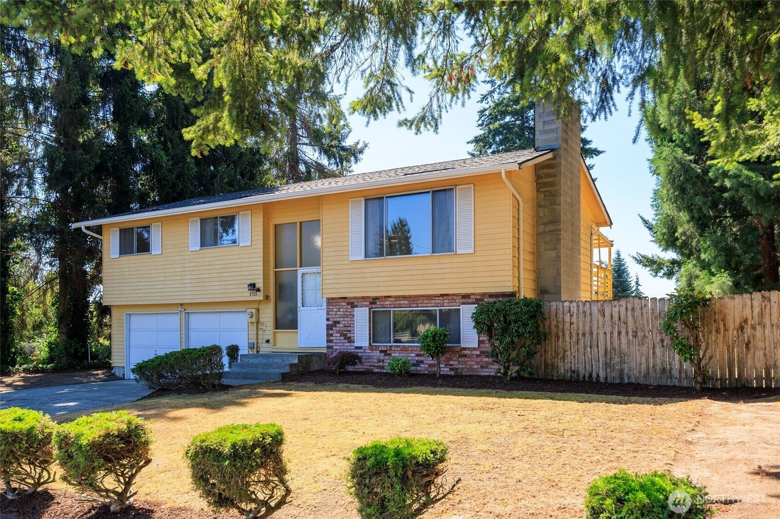 Property Photo:  8926  Emerson Place  WA 98208 