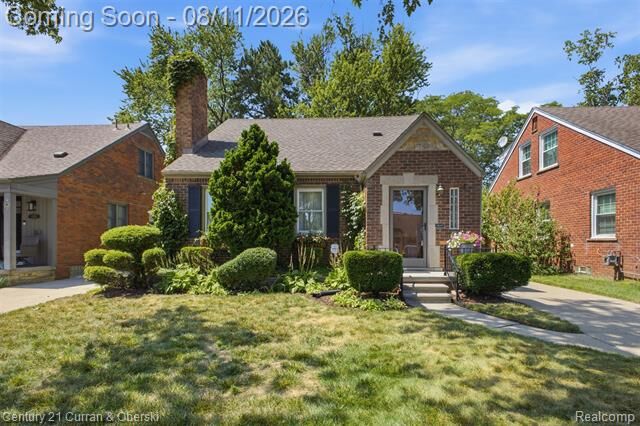 Property Photo:  1037 N York Street  MI 48128 