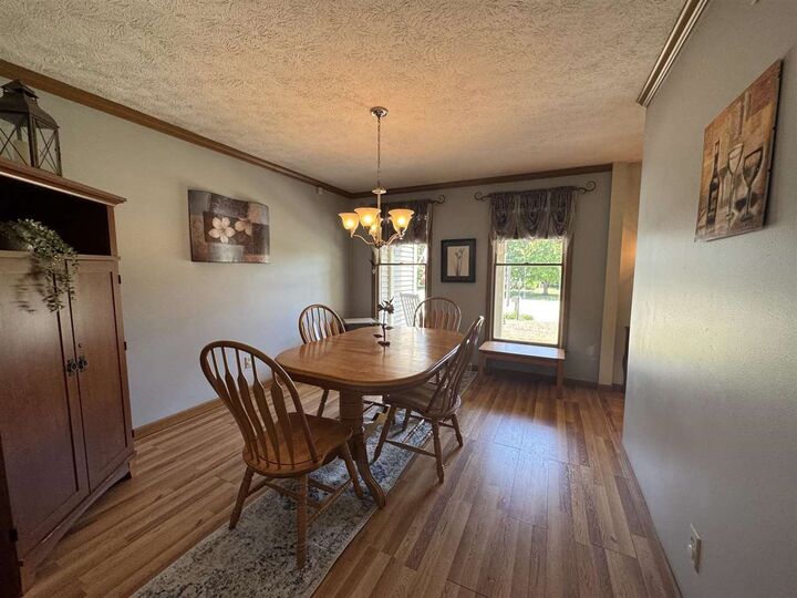 Property Photo:  1520 Mallard Court  IN 47374 