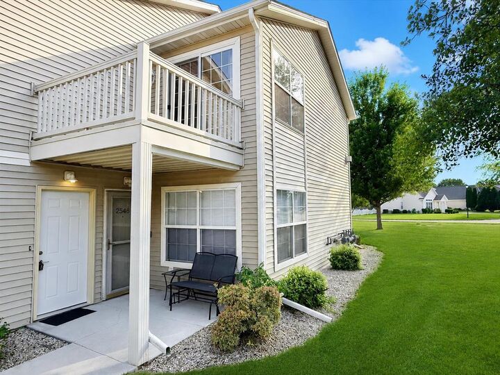 Property Photo: 2548 Edgewood Drive WI 53511