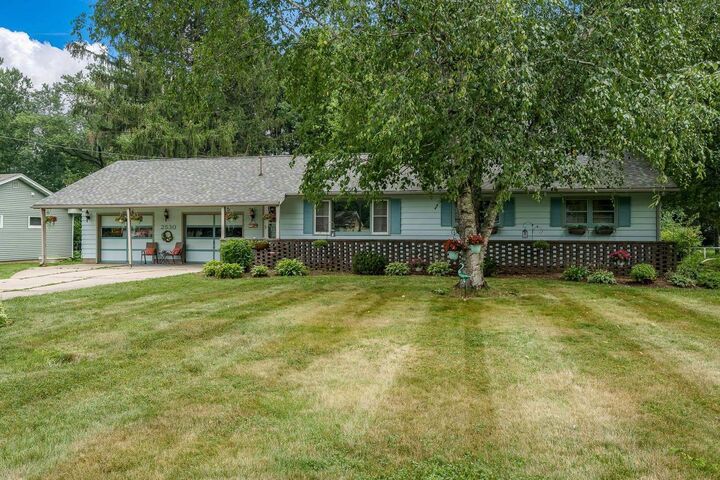 Property Photo:  2530 Sunset Drive  WI 53511 