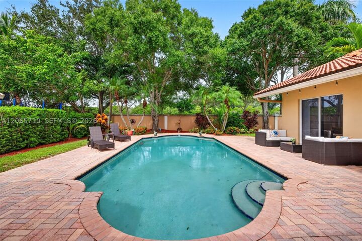 Property Photo: 581 NW 110th Ave FL 33324