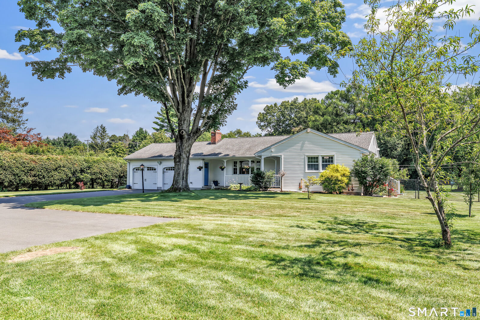 Property Photo:  80 Frost Street  CT 06479 