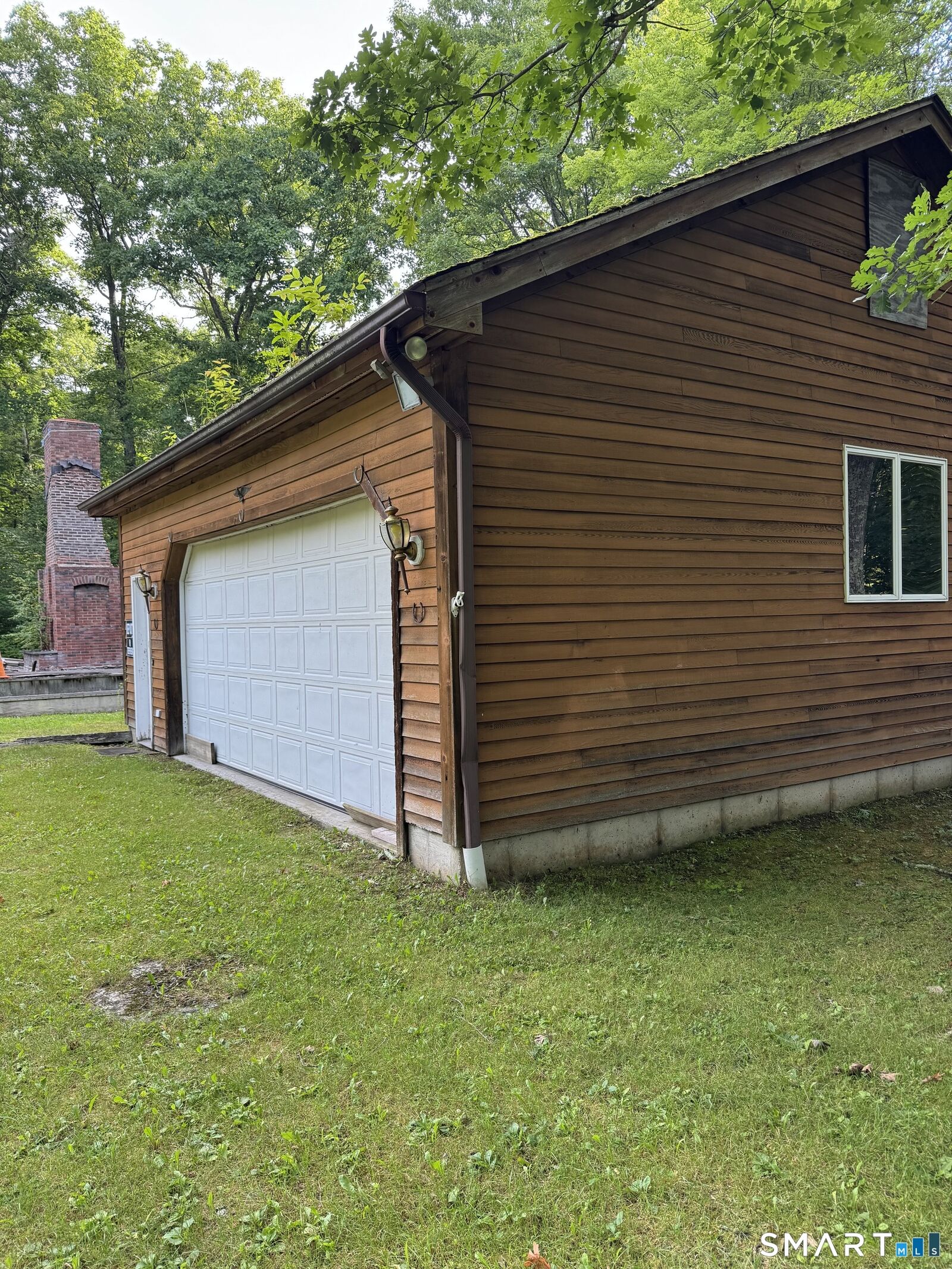 Property Photo: 106 Lambert Road CT 06069