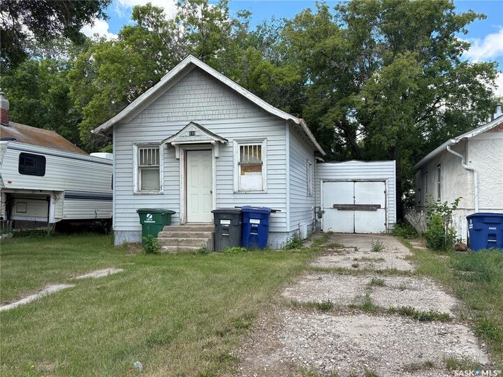 115 L Avenue S — photo 1