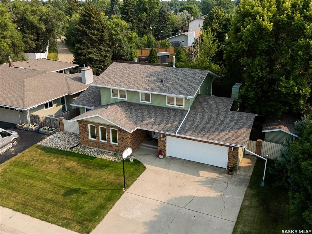 Property Photo: 1287 Simcoe Street SK S6H 3J5