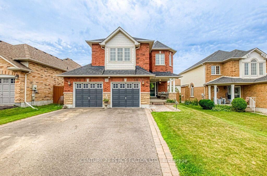 Photo de la propriété:  589 Blackwood Boulevard  ON L1K 2N4 