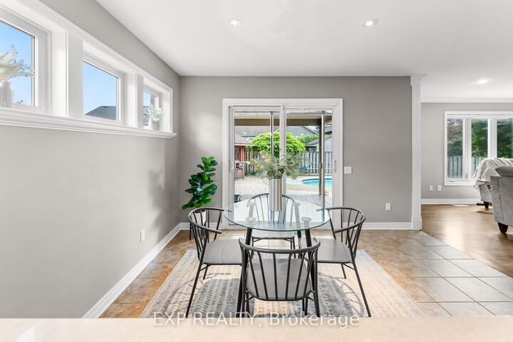 Property Photo: 18 Briarwood Drive ON L2S 4A7