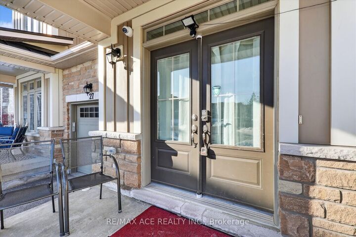 Property Photo:  171 Snowbridge Way 26  ON L9Y 0V1 