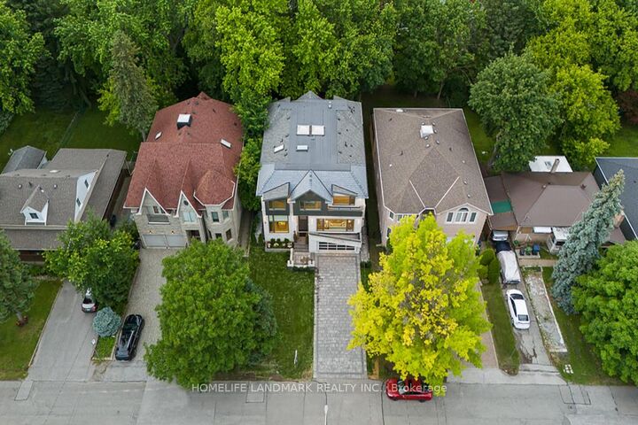 Property Photo: 176 Princess Avenue ON M2N 3R9
