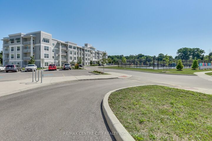 Property Photo:  100 The Promenade 206  ON N5L 0B7 