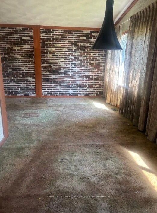 Property Photo:  16 Morning Dew Drive  ON N3R 3P2 