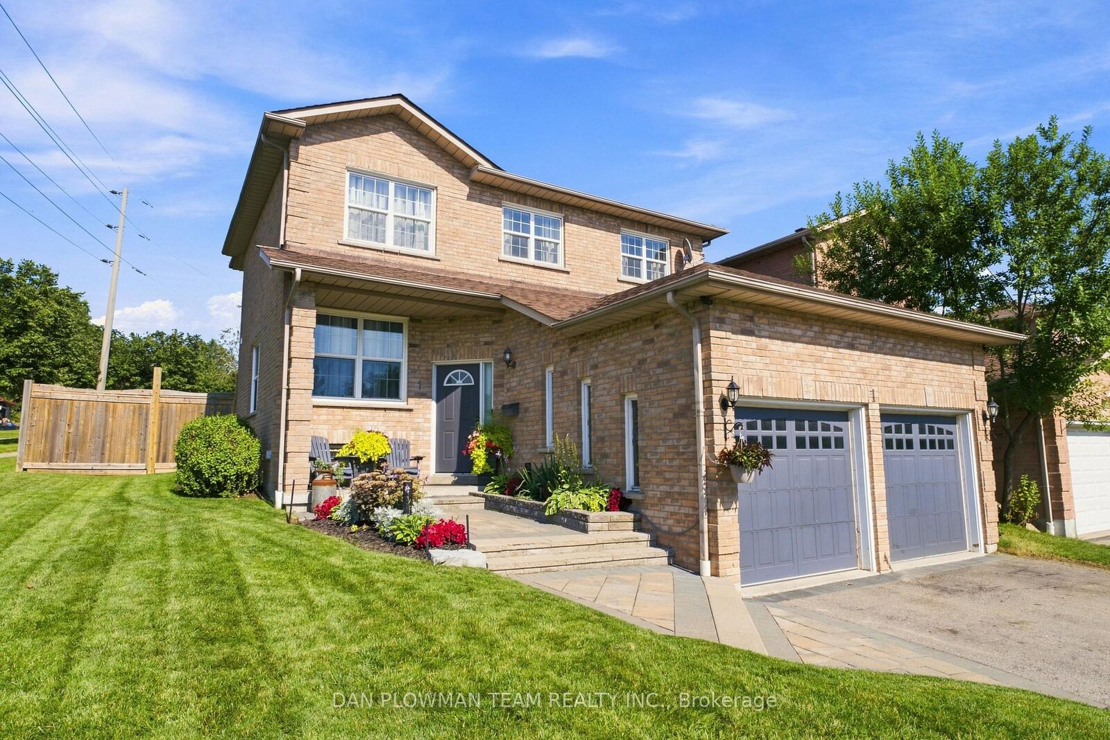 Property Photo:  1 Murkar Crescent  ON L1N 8Y4 