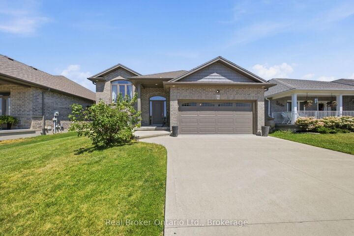 360 Dover Avenue — photo 1