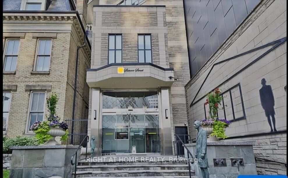 Property Photo: 71 Simcoe Street 705 ON M5J 2S9