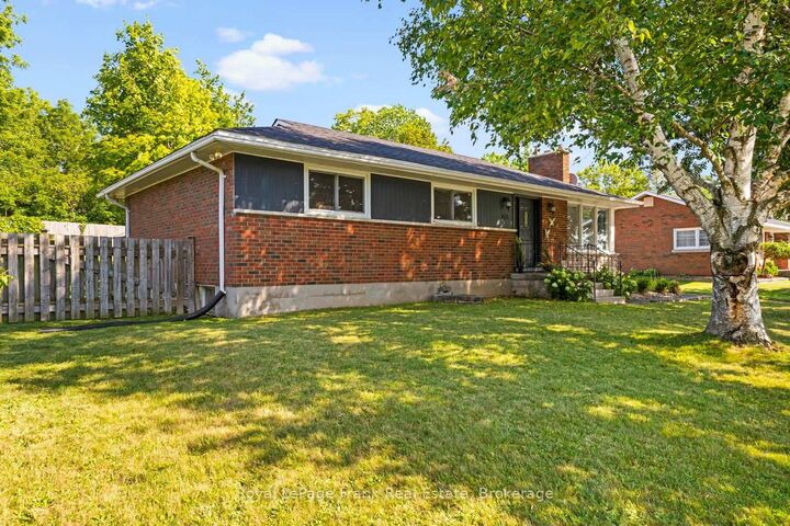 Property Photo:  155 Cromwell Street  ON K0L 1L0 