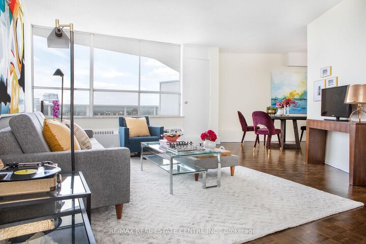 Property Photo:  150 Graydon Hall Drive 505  ON M3A 3B3 