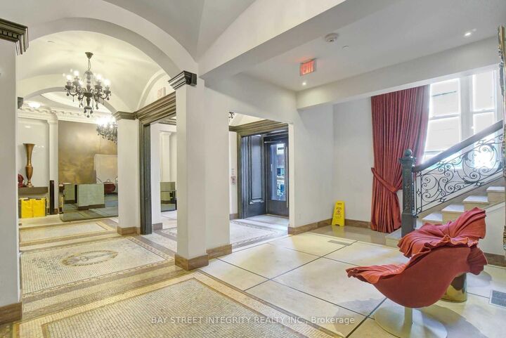 Photo de la propriété: 197 Yonge Street 5504 ON M5B 1M4