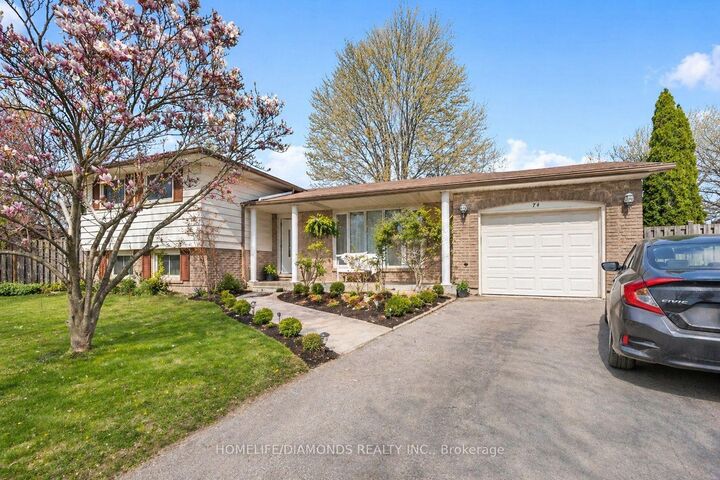 Property Photo:  74 Macoomb Drive  ON L3C 5T9 