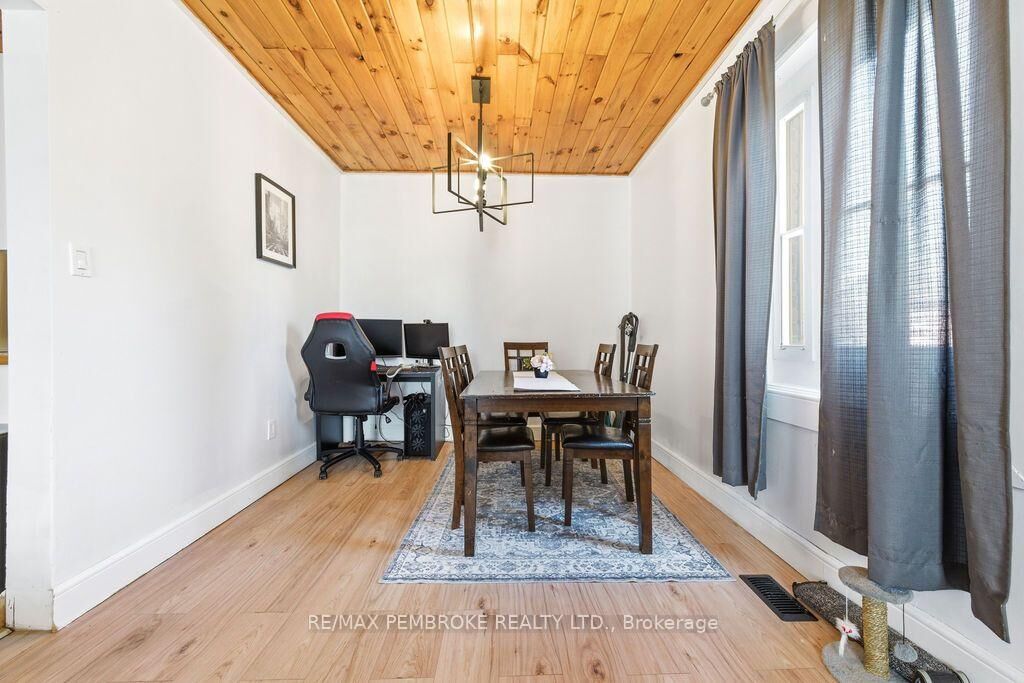 Property Photo: 503 Miller Street ON K8A 5Z7