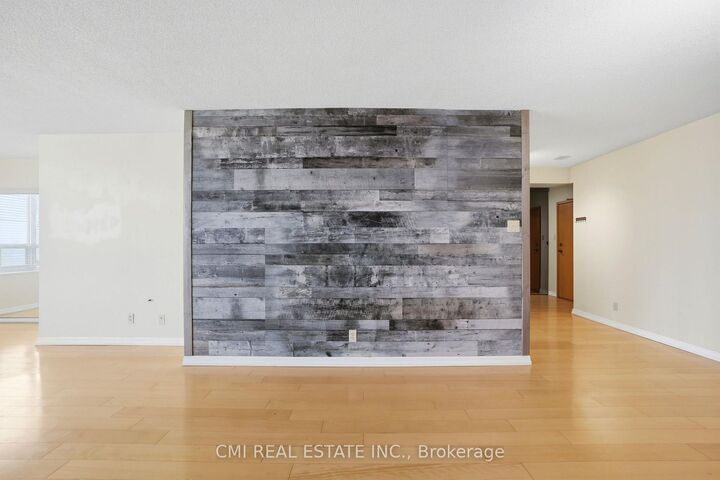 Property Photo: 215 Wynford Drive 2307 ON M3C 3P5
