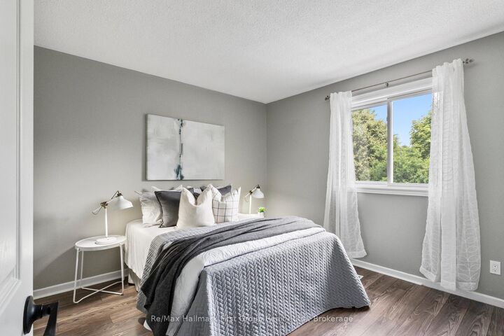 Property Photo: 523 Reynolds Street ON L1N 6H4