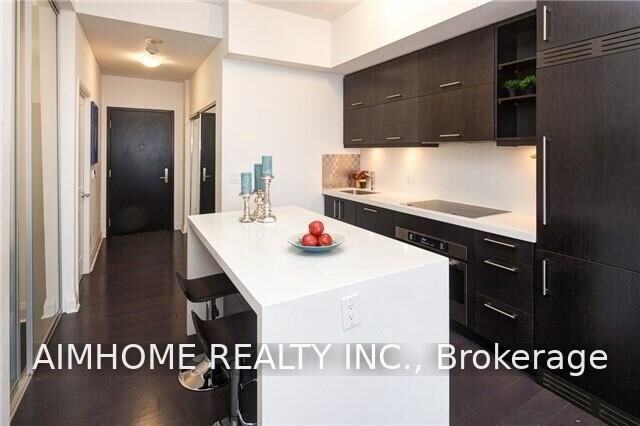 Property Photo:  65 St Mary Street 3606  ON M5S 0A6 
