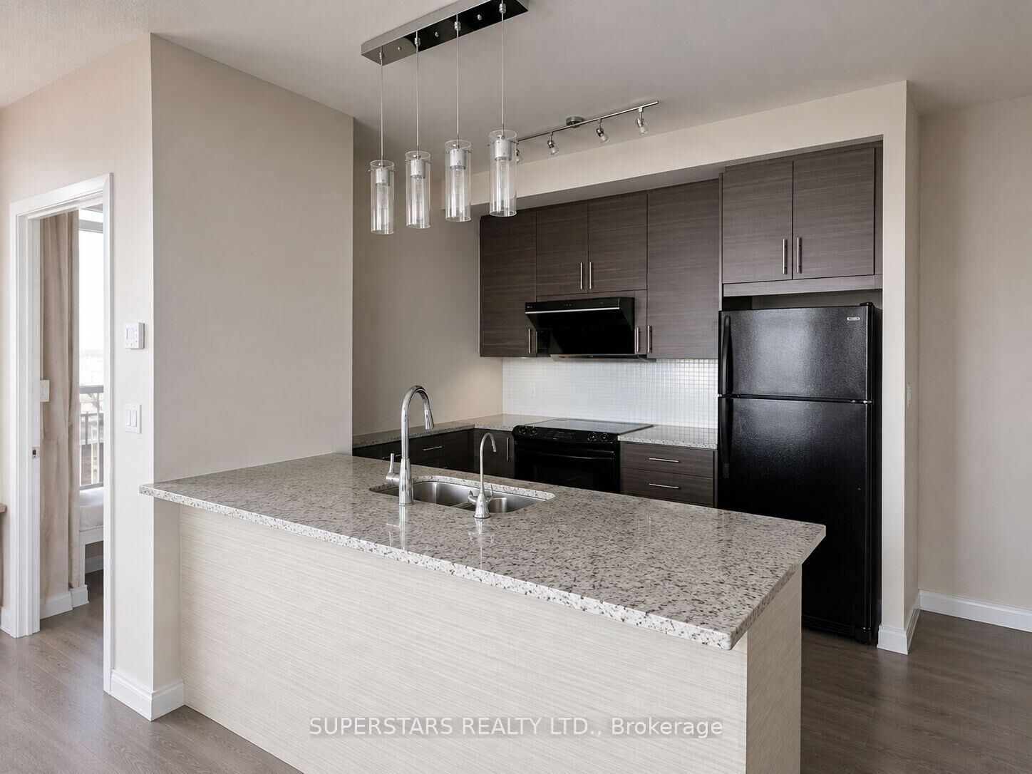 Property Photo: 70 Forest Manor Road 3308 ON M2J 0A9