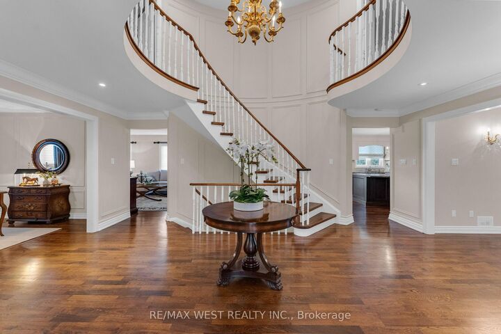 Property Photo: 93 Fern Valley Crescent ON L4E 2J6