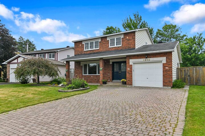 Property Photo: 6268 Steamer Lane ON K1C 1C9