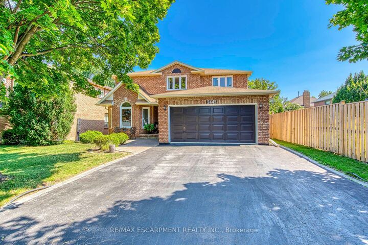 2442 Wynten Way — photo 1