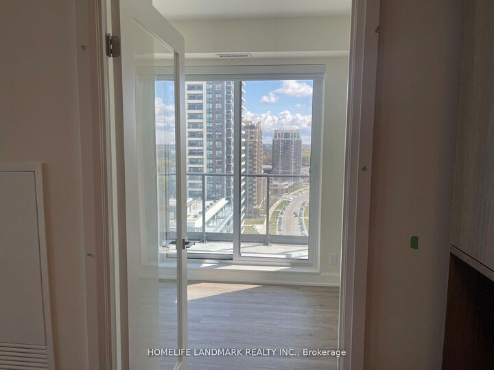 Property Photo: 8 Water Walk Drive 1810 ON L3R 6L5