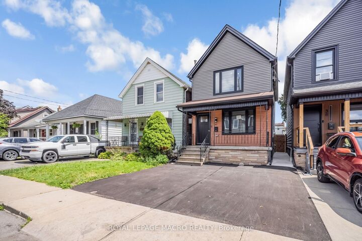Property Photo: 40 Glendale Avenue N ON L8L 7J3