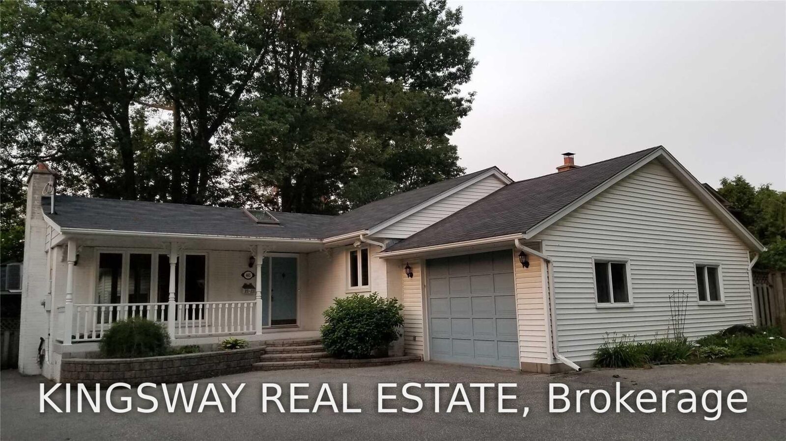 Property Photo: 465 Maple Grove Drive ON L6J 4V9