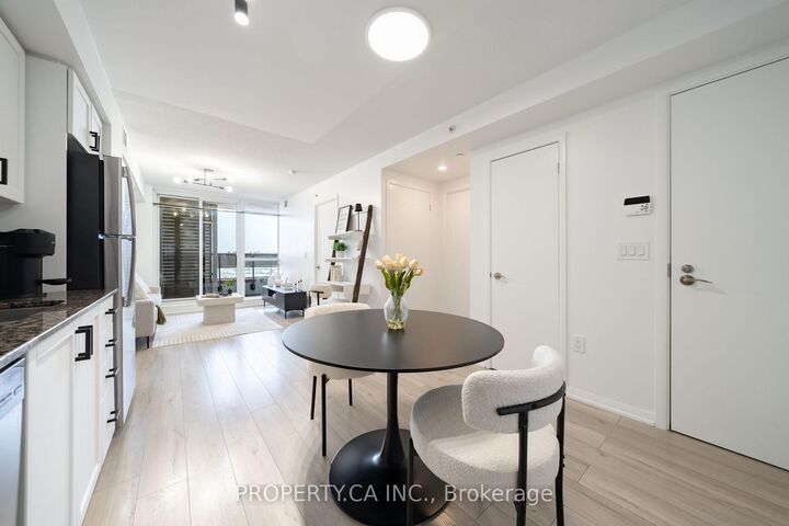 Property Photo:  830 Lawrence Avenue 1201  ON M6A 0A2 