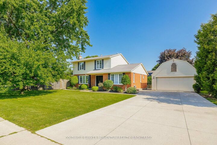 Property Photo: 212 Livingston Avenue ON L3M 4V8