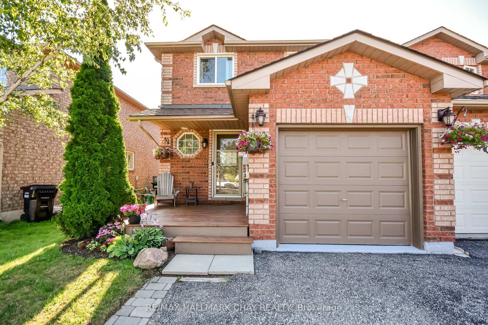Property Photo: 17 Srigley Street ON L4N 0L9