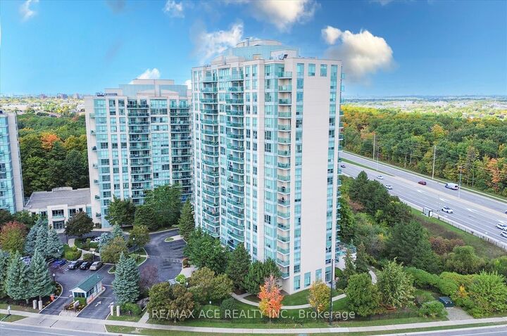 Property Photo: 2545 Erin Centre Boulevard 1803 ON L5M 6Z9