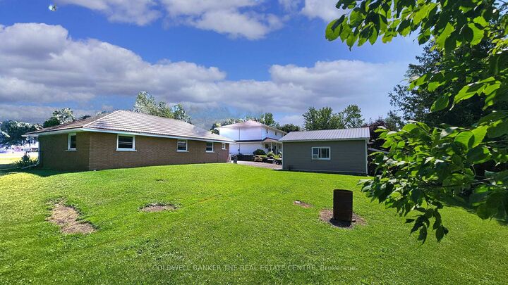 Property Photo: 17 Courtland Street ON L3V 1A6