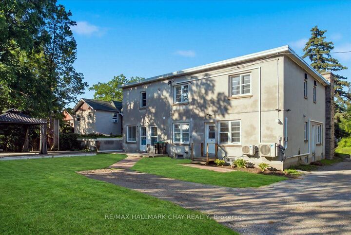 Photo de la propriété: 15 Parkside Drive 2 ON L4N 1W7