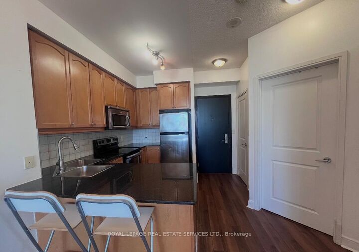 Property Photo:  80 Absolute Avenue 1110  ON L4Z 0A4 