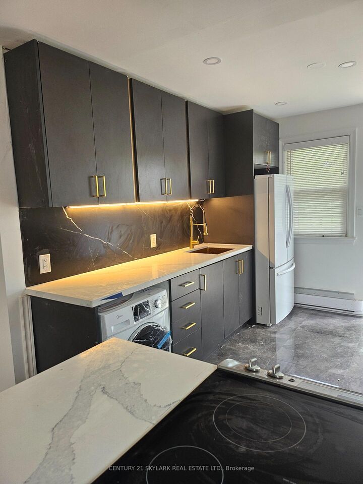 Property Photo:  862 Armour Road  ON K9H 2A2 
