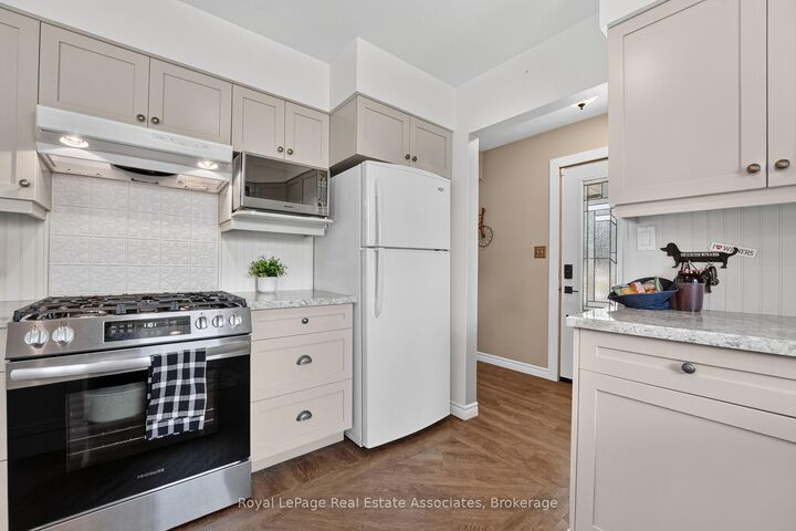 Property Photo: 304 Eliza Street ON N0G 1A0
