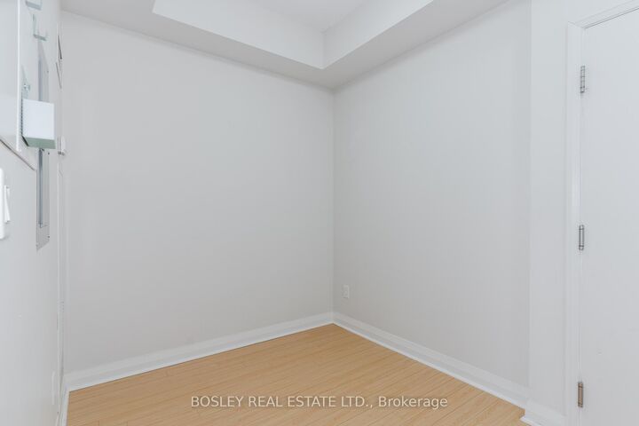 Photo de la propriété:  220 Victoria Street 803  ON M5B 2R6 