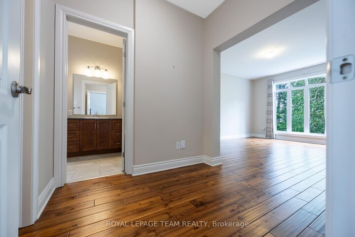 Property Photo:  166 Grainstone Way  ON K2T 0C7 
