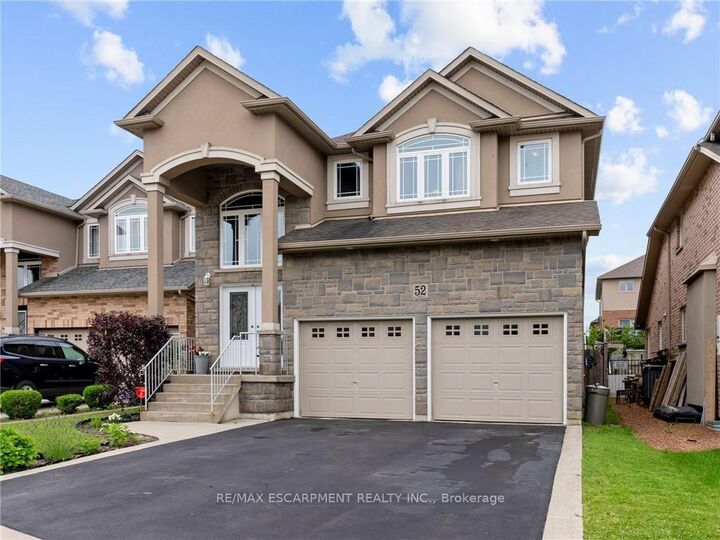 Property Photo:  52 Arrowhead Drive  ON L8W 3Y2 