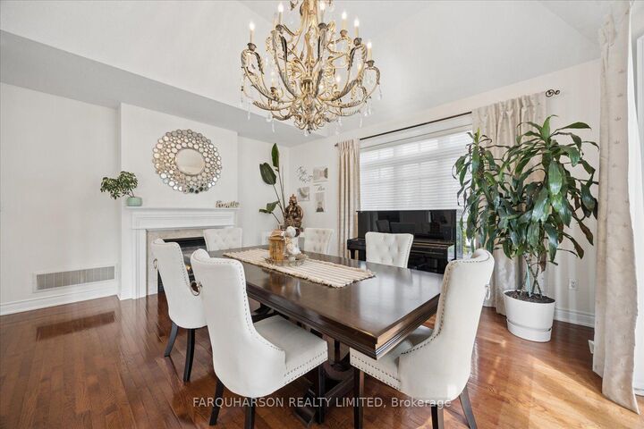 Property Photo:  41 Country Club Crescent  ON L9P 0B8 